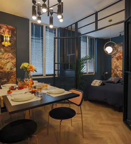 Sublimappartlamarquisepariscenter2bathr * Parigi