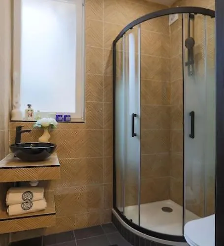 Appartamento Sublimappartlamarquisepariscenter2bathr Parigi