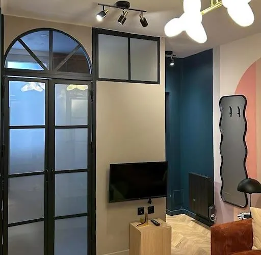 Sublimappartlamarquisepariscenter2bathr Parigi