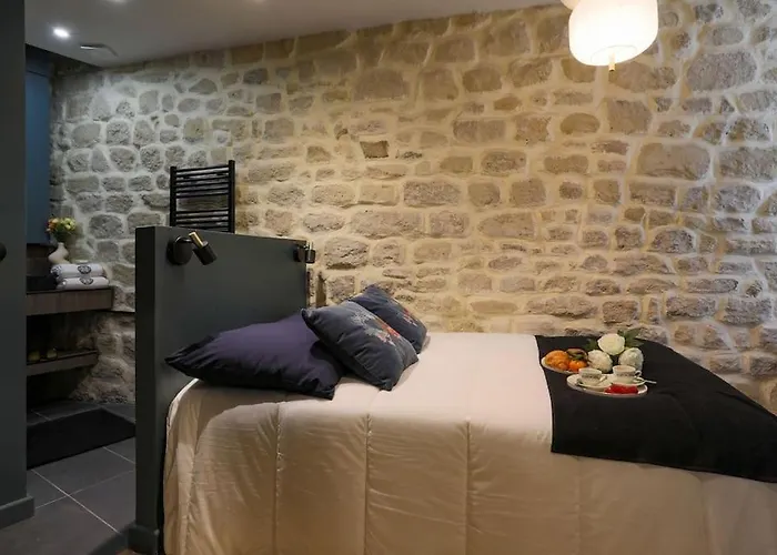 Sublimappartlamarquisepariscenter2bathr Parigi